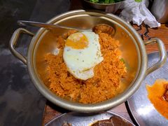 辣白菜炒饭-原始泥炉烤肉(总店)