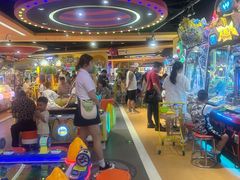 -爱玩嘉年华(龙湖杭州金沙天街店)
