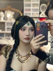 -星元素cosplay动漫摄影写真工作室