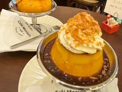 -Café Monson