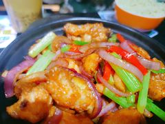 啫啫滑鸡煲-绿柠食堂(北外滩店)