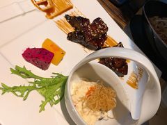 -穹六人间 people 6(岳阳路店)