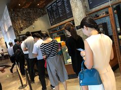 -星巴克臻选(北京嘉里中心第二店)