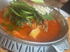 -喇喇排骨火锅·传统韩式脊骨汤(望京西园总店)