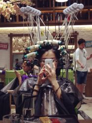 烫发中-简影造型·自选烫染接发salon