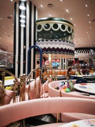 -奈尔宝家庭中心·亲子餐厅(鄞州万达店)