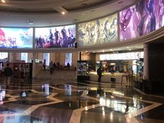 -SFC上影影城(南京新城市广场店)