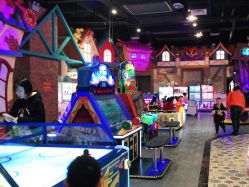 -卡通尼乐园(重庆南坪协信星光店)