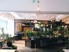 -查特花园美食广场(西单大悦城店)