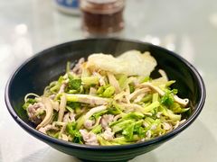 芹菜香干肉丝-老地方面馆(思南路店)