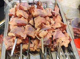 自己做串串，肉大，料足，口味可以根据自己喜好