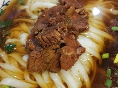 红烧牛肉粉-矮子粉店1985·长沙米粉(湘春路店)