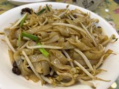 -芳姨广东砂锅粥(张庄路店)