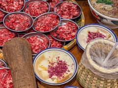 -云阿蛮云南生烫牛肉米线(奉贤路店)