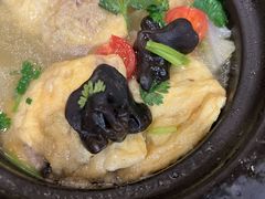 -三鞭一花·独一处·元英砂锅(海光寺店)