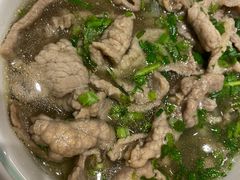 -犇逸·乐山跷脚牛肉·四川现炒(览海店)