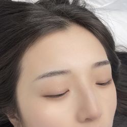 -久匠·野生眉半永久纹绣