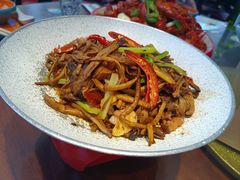 -川流不息·地道川菜·小龙虾(松东路店)