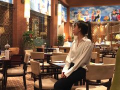 -香格里拉鱼跃地中海西餐厅·牛排披萨