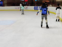 -冠军冰场CHAMPION RINK(环球银泰城店)