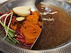 -廖掌柜·重庆鲜货火锅(上海首店)