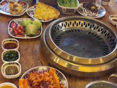 -汉江山料理级自助烤肉黑金冠(周口好吃城店)