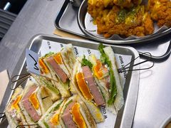 -W COLLECTIVE  DESSERT SHOP
