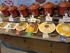 -黄泥岗·地道湖北菜(奥特莱斯店)