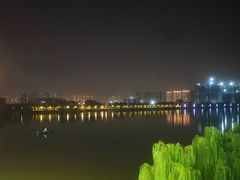 -南京眼步行桥