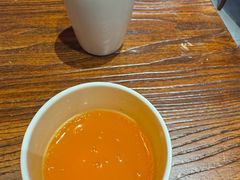 -愉肴麻辣香锅(中山路店)