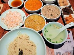 -裕兴记•蟹黄面馆(人民广场店)