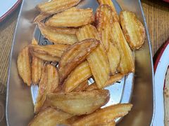 薯角-Tube station站点比萨(王府井百货店)