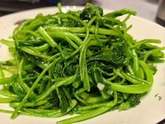 -客家大院·非遗赣南客家菜(郁孤台店)