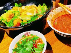 -万记麻辣烫国展总店