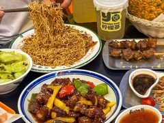 -威记烧嘢·南宁烧烤·超级生牛(绿地店)