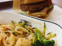 -魏家凉皮(马驹桥店)