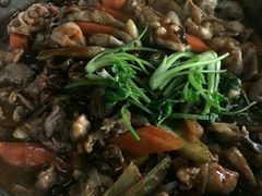 -富正毅三下锅·湘西韵味(天门山索道店)