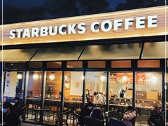 -星巴克(西藏路店)