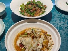 -呷湘厨·鱼汤捞饭·剁椒鱼头·辣椒炒肉(国家会展中心店)