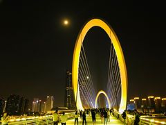 -南京眼步行桥