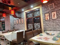 -羊家胡同·龙虾烧烤火锅(龙汇路店)