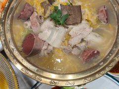 东北杀猪菜-金手勺东北菜馆(大屯北路店)