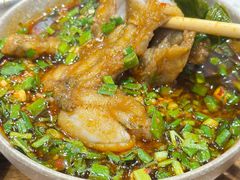 -肖肖酸萝卜鱼火锅(总店)