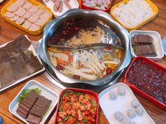 -碟滋味牛肉串串香火锅(田盛街店)
