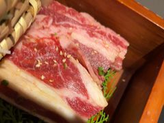 -山川小町·极番烧肉(新地假日广场店)