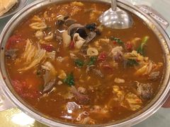 -马尔龙新疆饭店·清真(瑞景店)