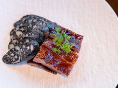 墨鱼肠拼烧肉-杭州西子湖四季酒店·金沙厅