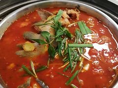 -苗家恒灵酸汤鱼-跳水牛肉连锁店(凯里总店)