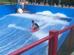 -汤山欢乐水世界