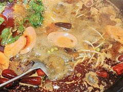 -旧街市鲜货老火锅(大光路店)